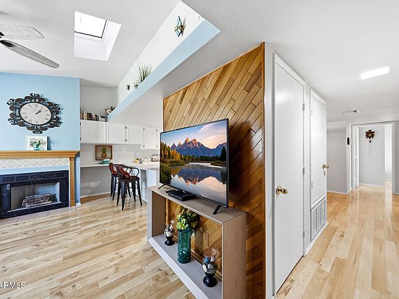 2nd image of 2020 W UNION HILLS Drive #149