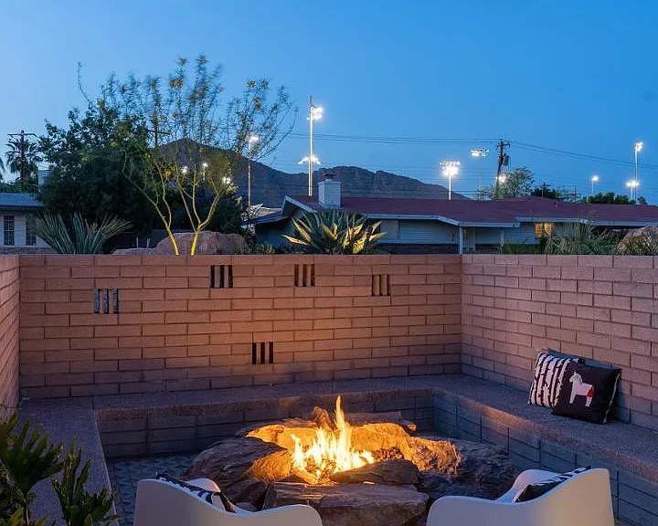 5311 E Mitchell Dr — Photo 7