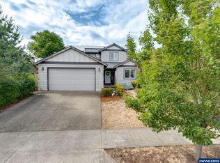 411 Vine Ave, Woodburn, OR 97071