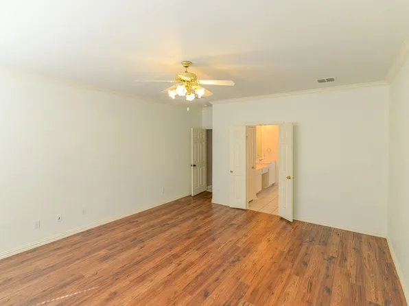 9605 Pinehurst Dr, Rowlett, TX 75089