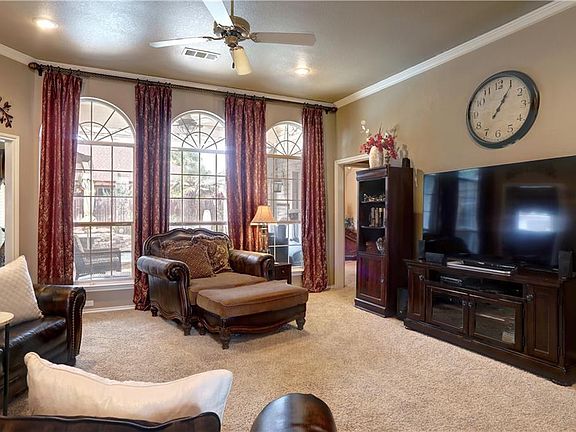 3rd image of 2205 Nugent Dr
