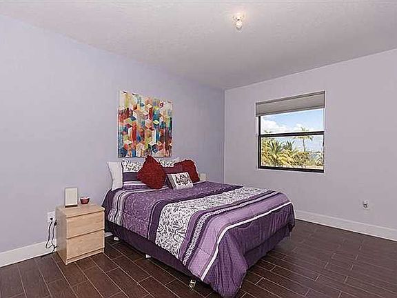 5th image of 8920 NW 99th Ct