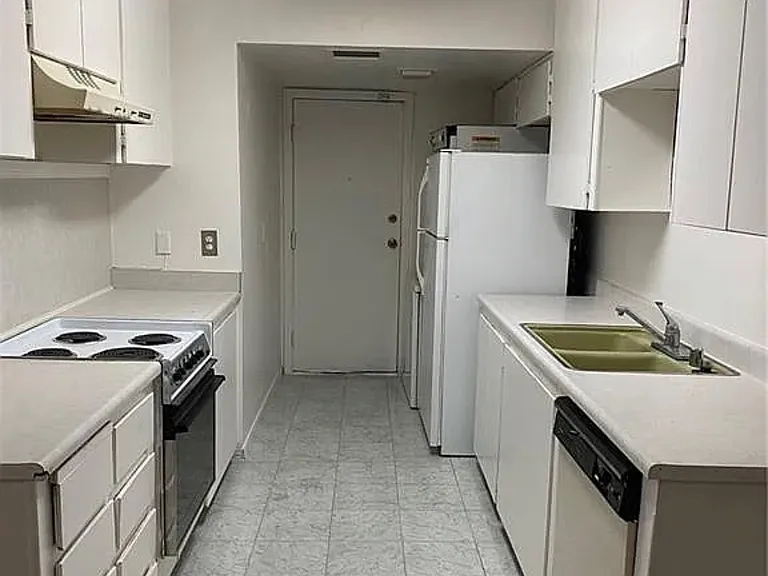 1470 Elizabeth Ave #2 — Photo 5