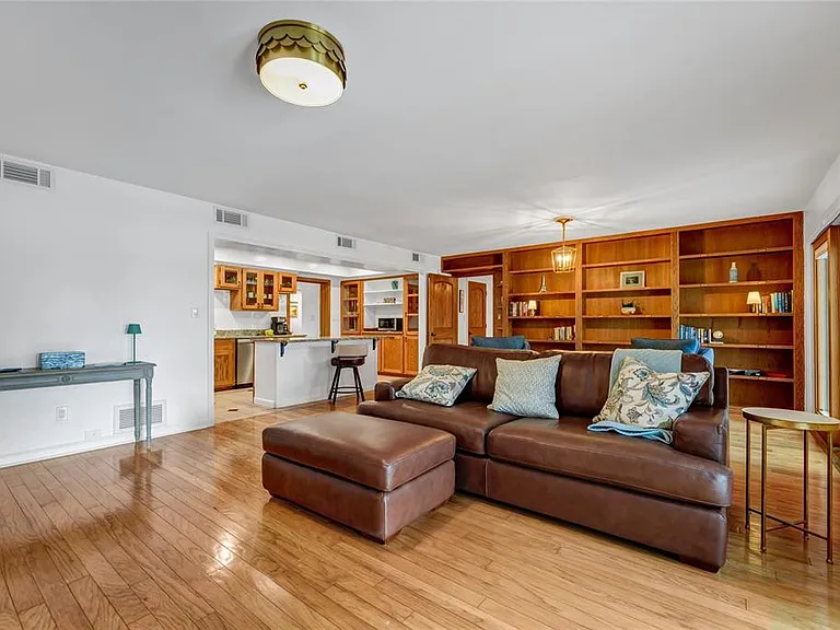 6659 Lake Cane Dr — Photo 5