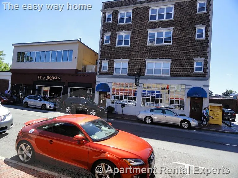 402 Highland Ave #31 — Photo 9