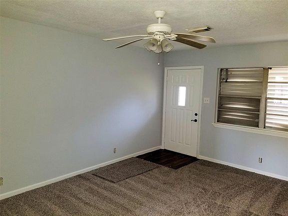 5th image of 811 Temple Dr