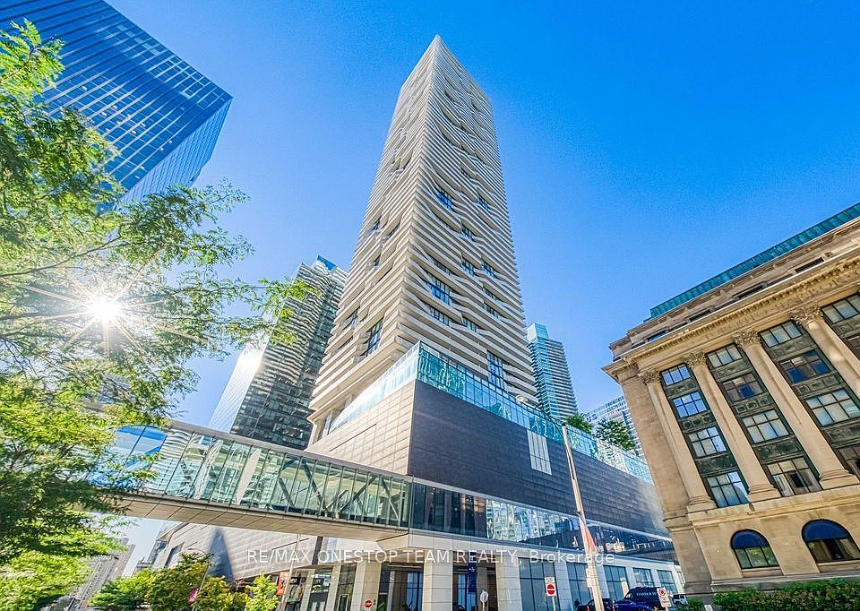 1st image of 88 Harbour St #2104