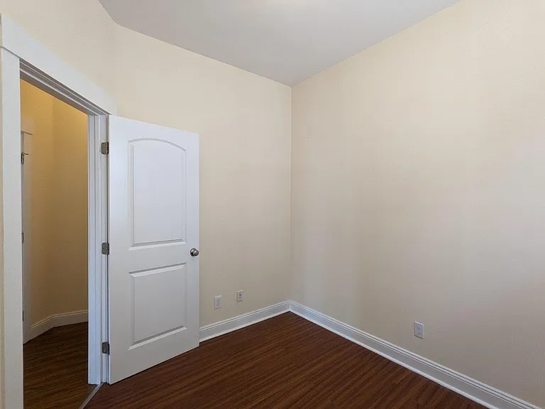 2210 Durant Ave — Photo 21