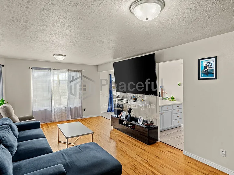 1541 W West Lane Ct — Photo 8
