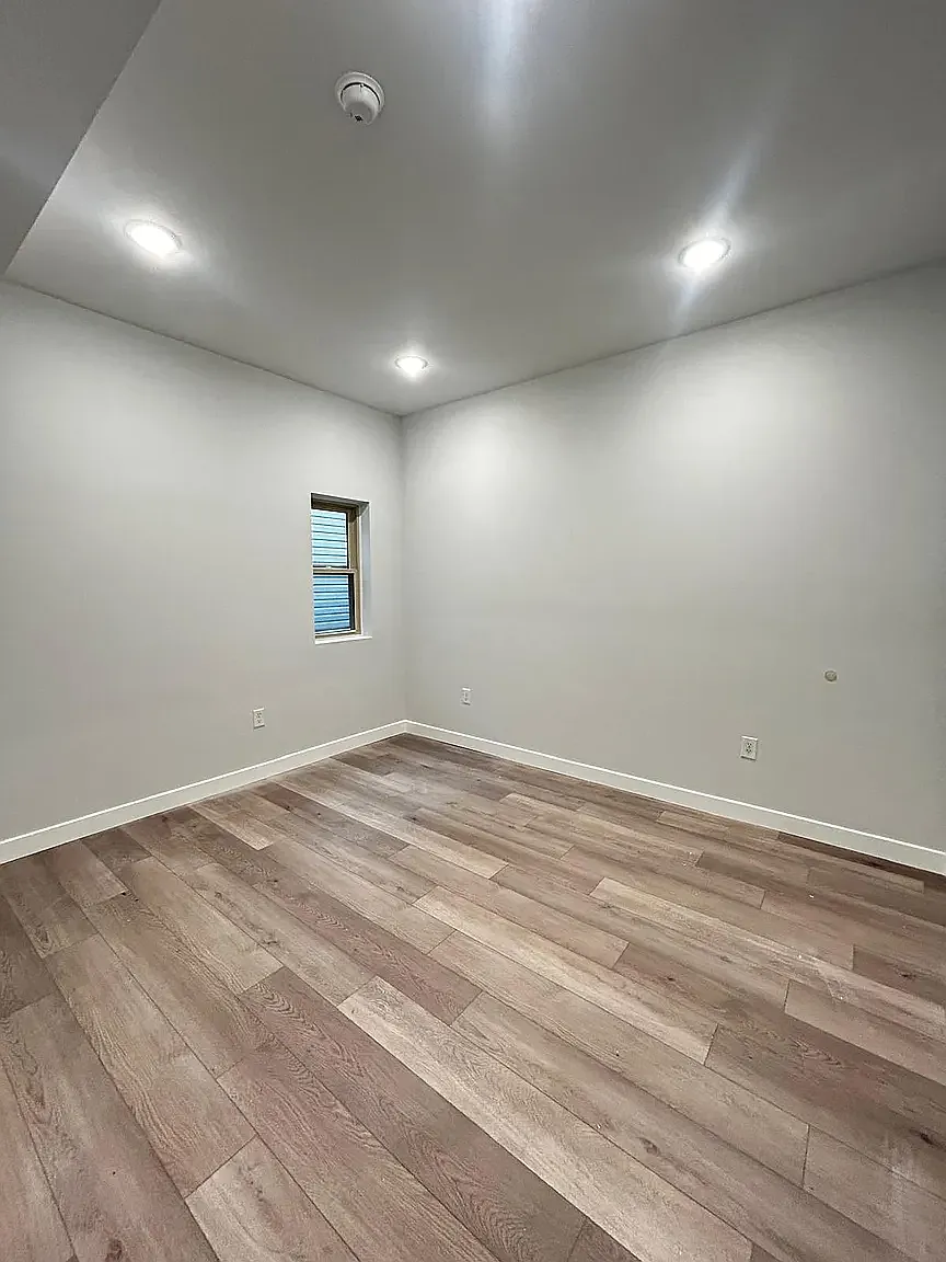 2 bed, $1,675 — Photo 3