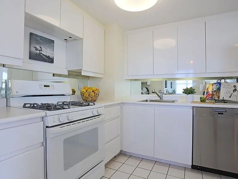 170 Tremont St #1803 — Photo 6
