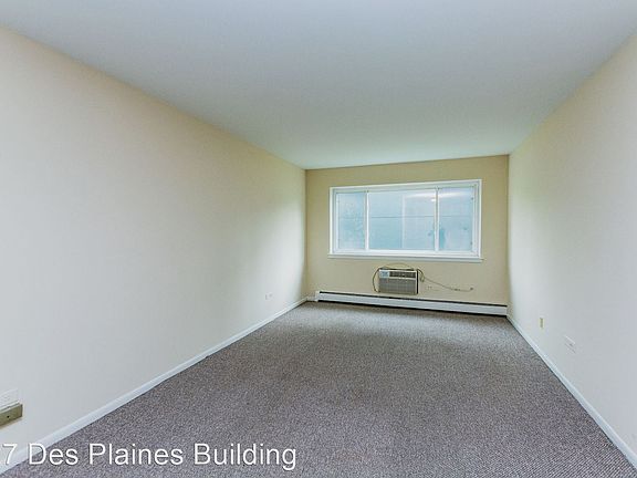 3rd image of 227 Des Plaines Ave Unit 307