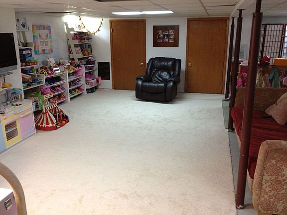 Basement/Playroom