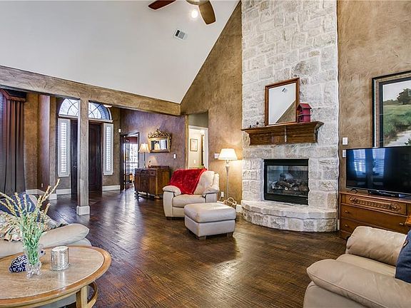 5th image of 2227 Peachtree Ct