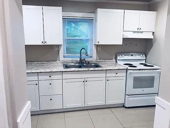 2nd image of 144 Washington Ave