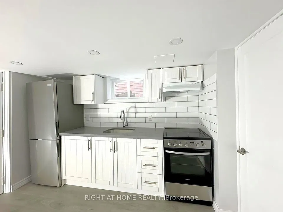 68 Woodington Ave #BASEMENT
