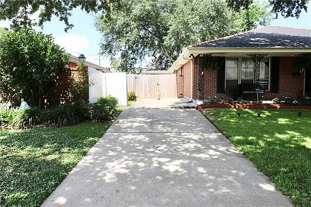 3404 Ferran Dr — Photo 23