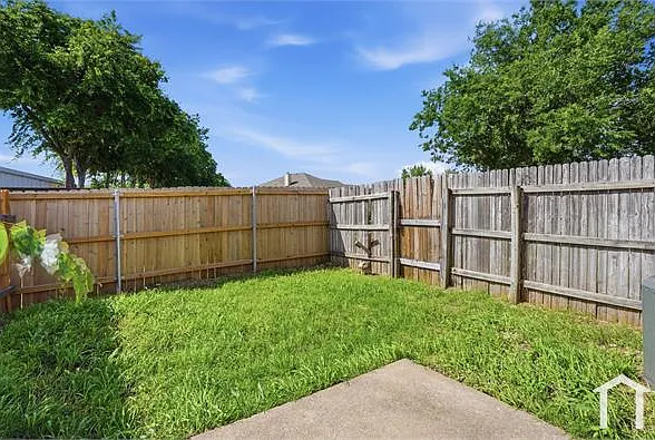 201 Cambridge Dr — Photo 17