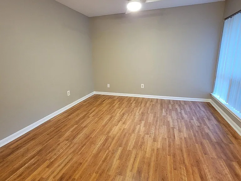 2404 Sycamore Ave #C-1 — Photo 3
