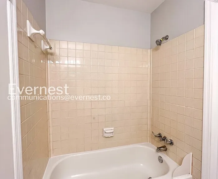 409 Alexander Dr — Photo 15
