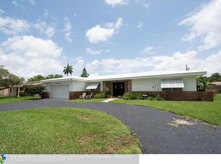 7301 NW 10th Pl, Plantation, FL 33313