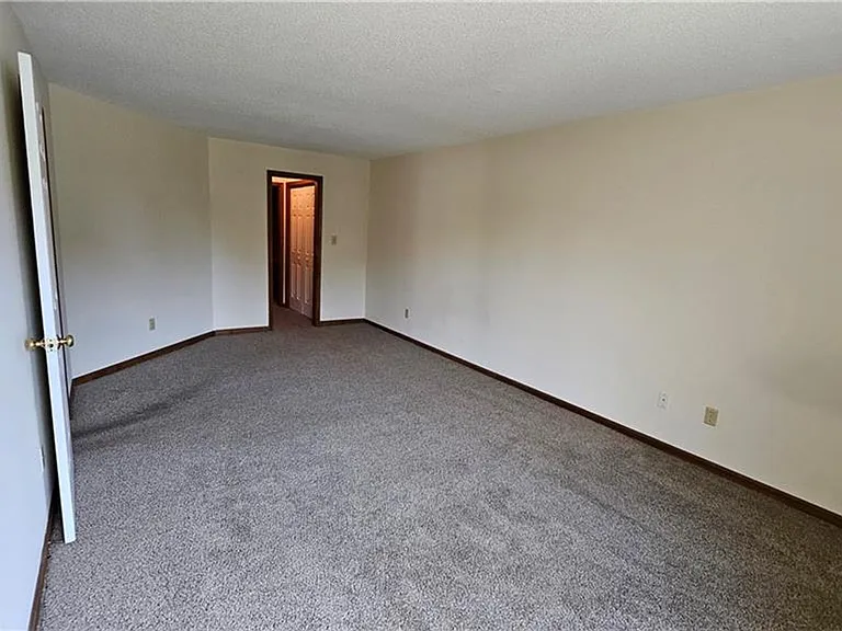 150 Loflin Way — Photo 9