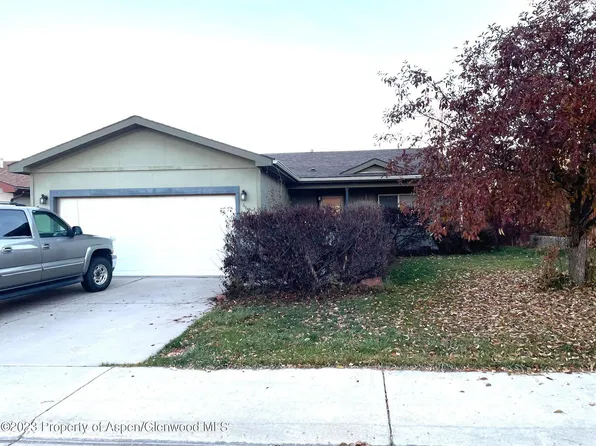 665 Ponderosa Dr, Silt, CO 81652