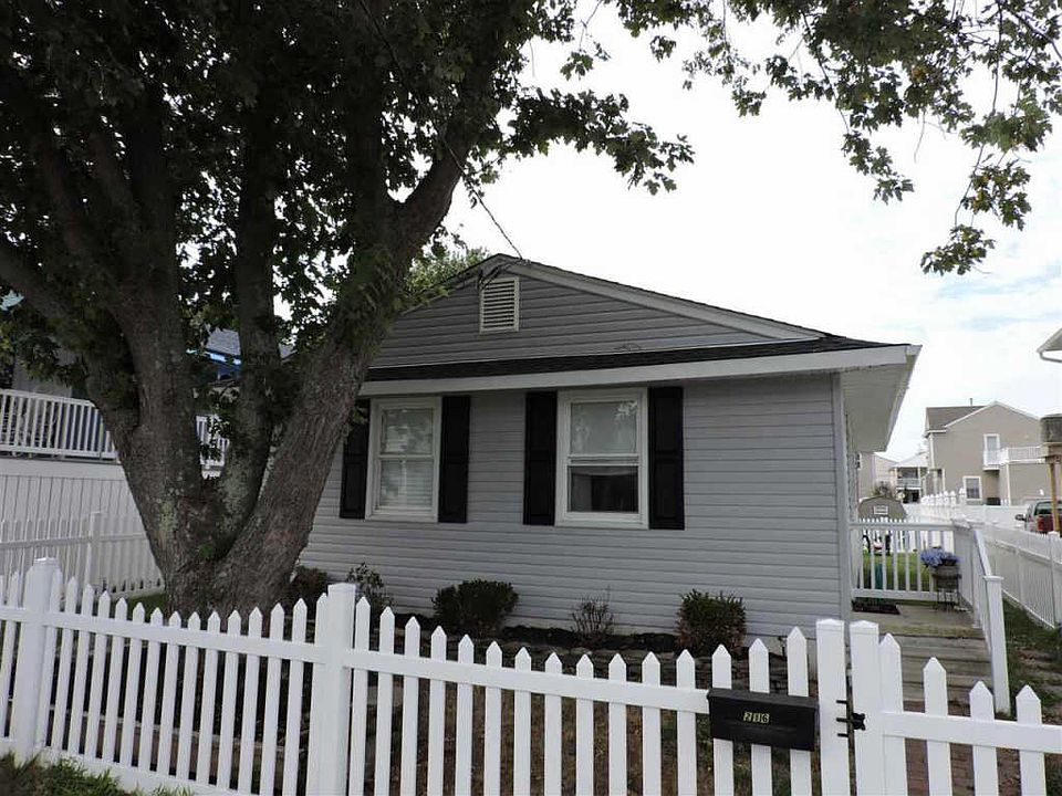 1st image of 216 Haven Ave
