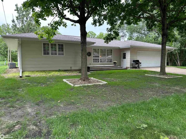 209 Mulford Dr, Iowa Falls, IA 50126