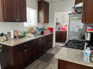 722 S Sycamore Ave, Rialto, CA 92376