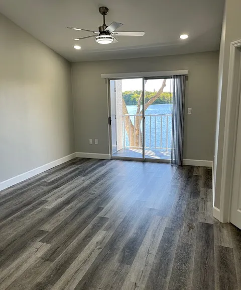 Spring Lake Apartments — Photo 61