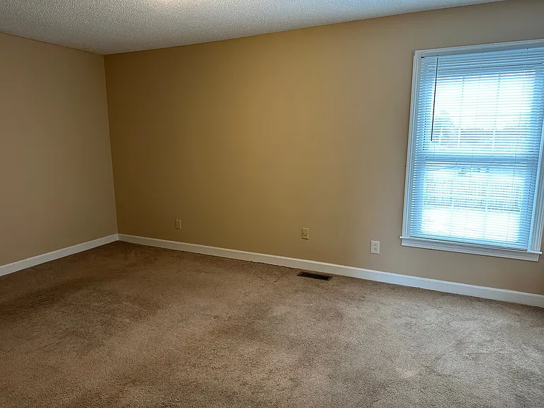 238 Hickory Trl #1 — Photo 9