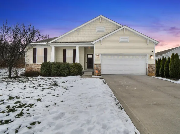 7520 Gundy Dr, Canal Winchester, OH 43110