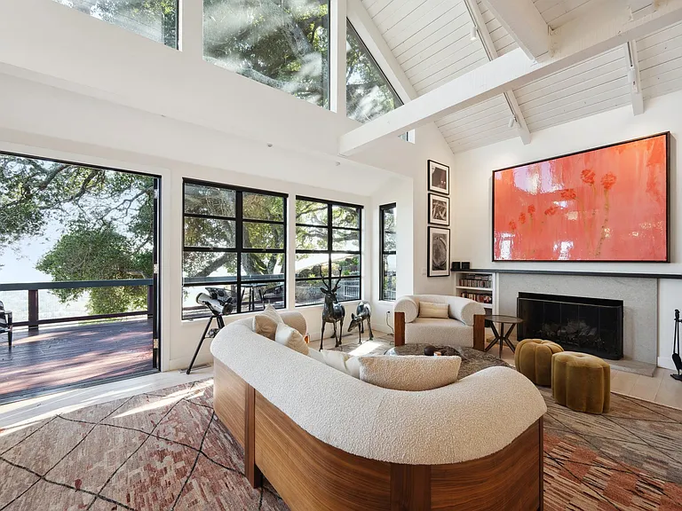1090 Bart Rd — Photo 13