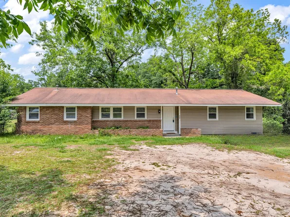 310 Purvis St, Purvis, MS 39475
