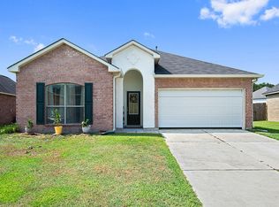 26229 Poplar Glen Dr, Denham Springs, LA 70726