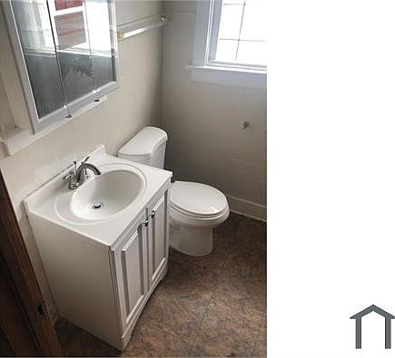 4th image of 6651 S Maplewood Ave #1