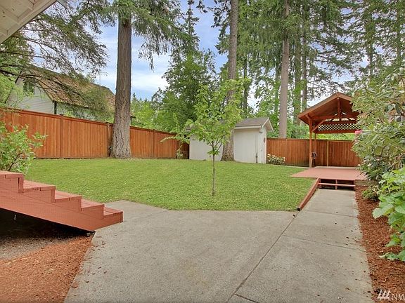 5th image of 18406 Tapaderos Ct SE