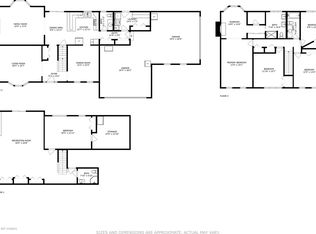 35W332 Chateau Dr W, West Dundee, IL