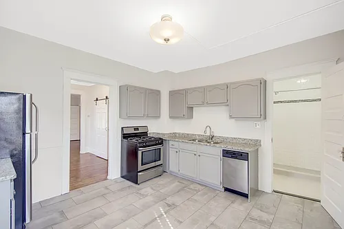 1825 Fillmore St NE #1 Photo 1