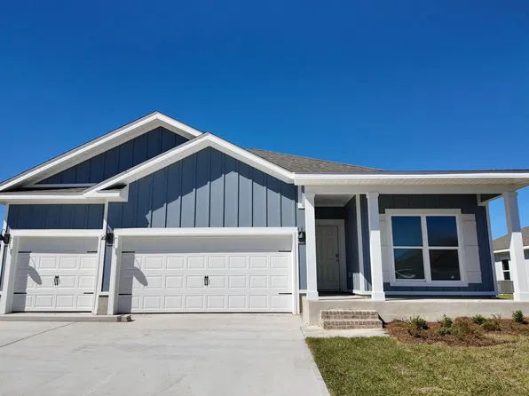 5326 Macarthur Dr, Crestview, FL 32539