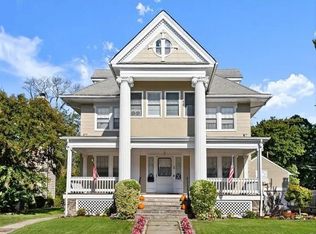 46 Neptune Ave, New Rochelle, NY 10805