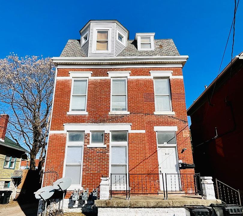 1st image of 613 W Breckinridge St APT 1