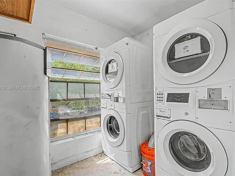 427 Anastasia Ave #11 — Photo 7