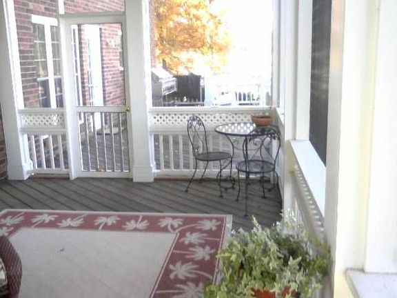 Screened Deck