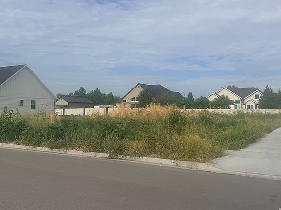 3rd image of 3025 N 650 W