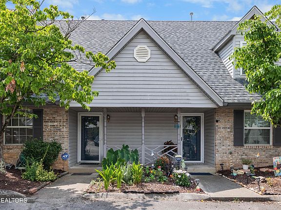 3rd image of 5304 Trace Manor Ln