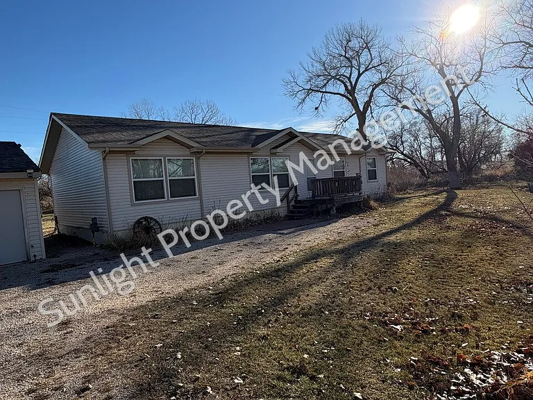 2390 US Highway 310 — Photo 2