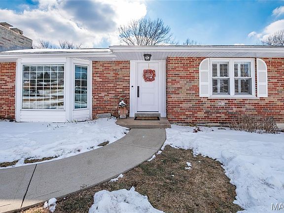 3rd image of 10748 Leebur Dr
