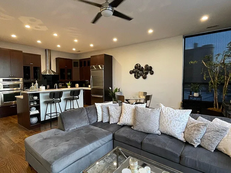 1409 N Ashland Ave #2S — Photo 5